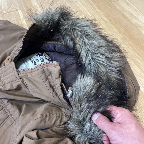 Divided Brand Winter Parka Coat from H&M barely Worn - Picture 5 of 7
